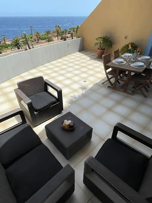 Apartamento Sobre El Mar Radazul